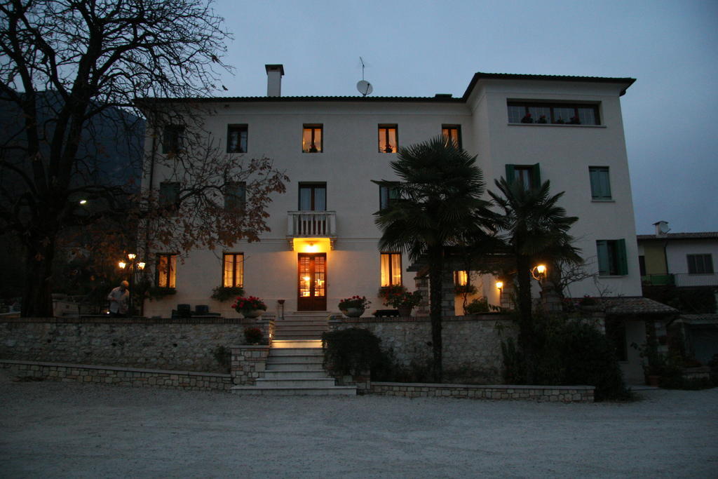 Locanda Alla Posta Borso del Grappa Kültér fotó